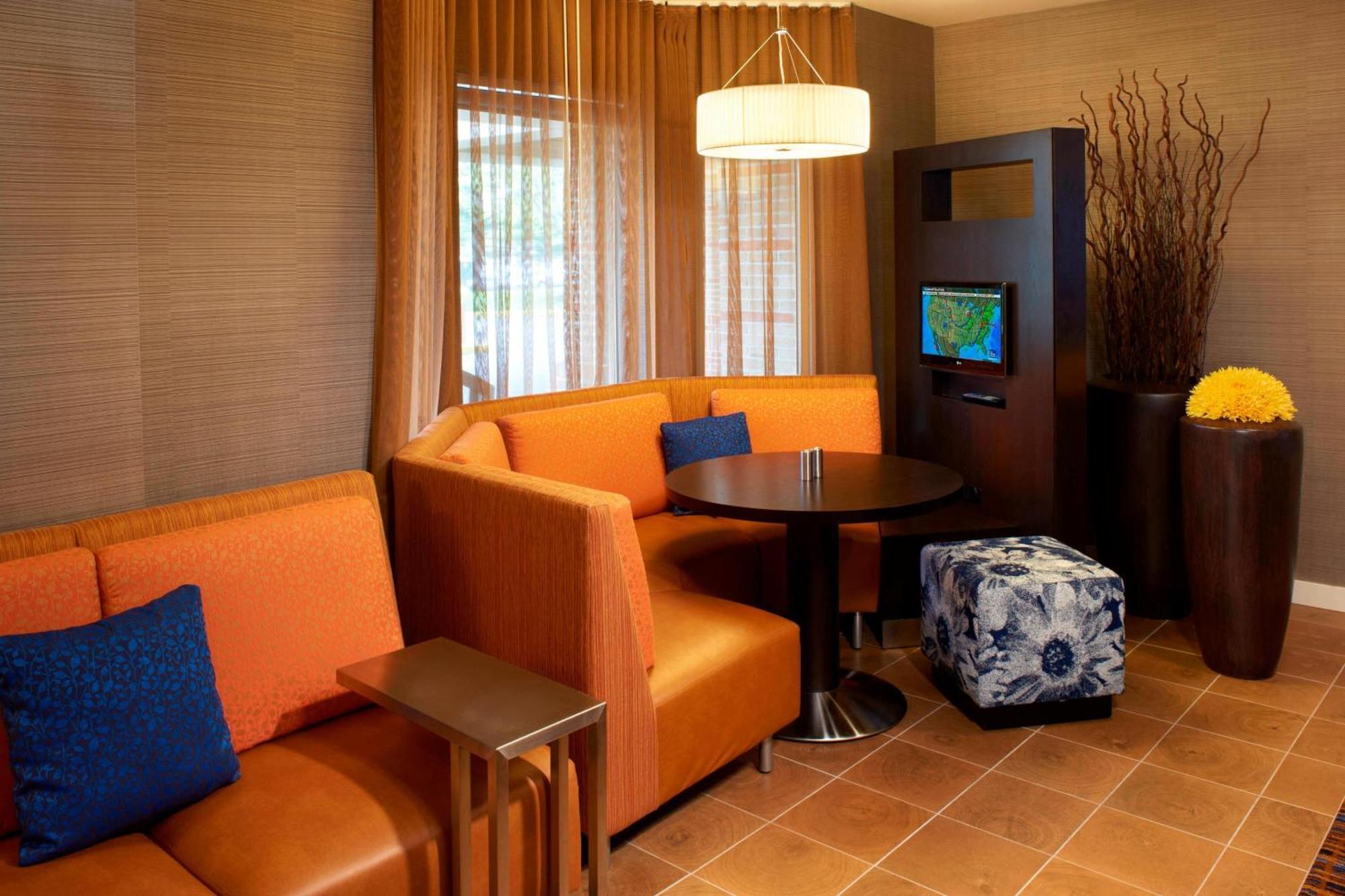 Hotel Courtyard Cleveland Airport South Middleburg Heights